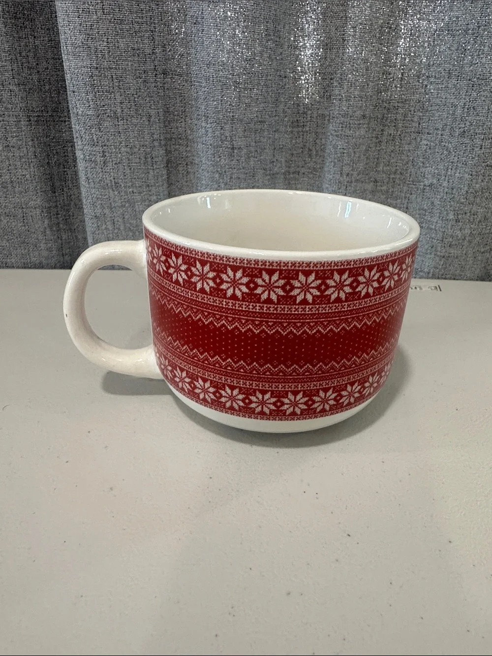 Modern gourmet foods stoneware hot cocoa/soup mug. New without box. 20 oz.
